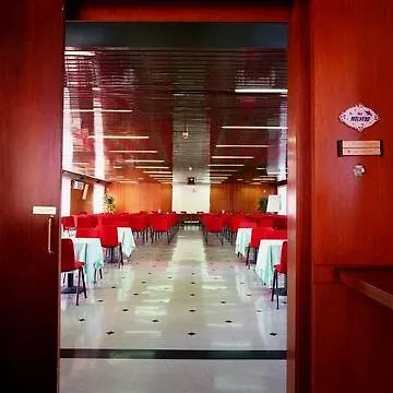 Una Hotel Lodi 4* לודי
