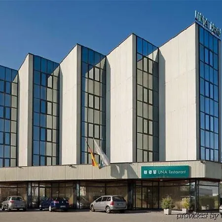Una Hotel Lodi 4* לודי