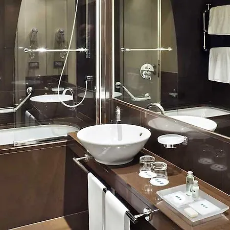Una Hotel Lodi Lodi